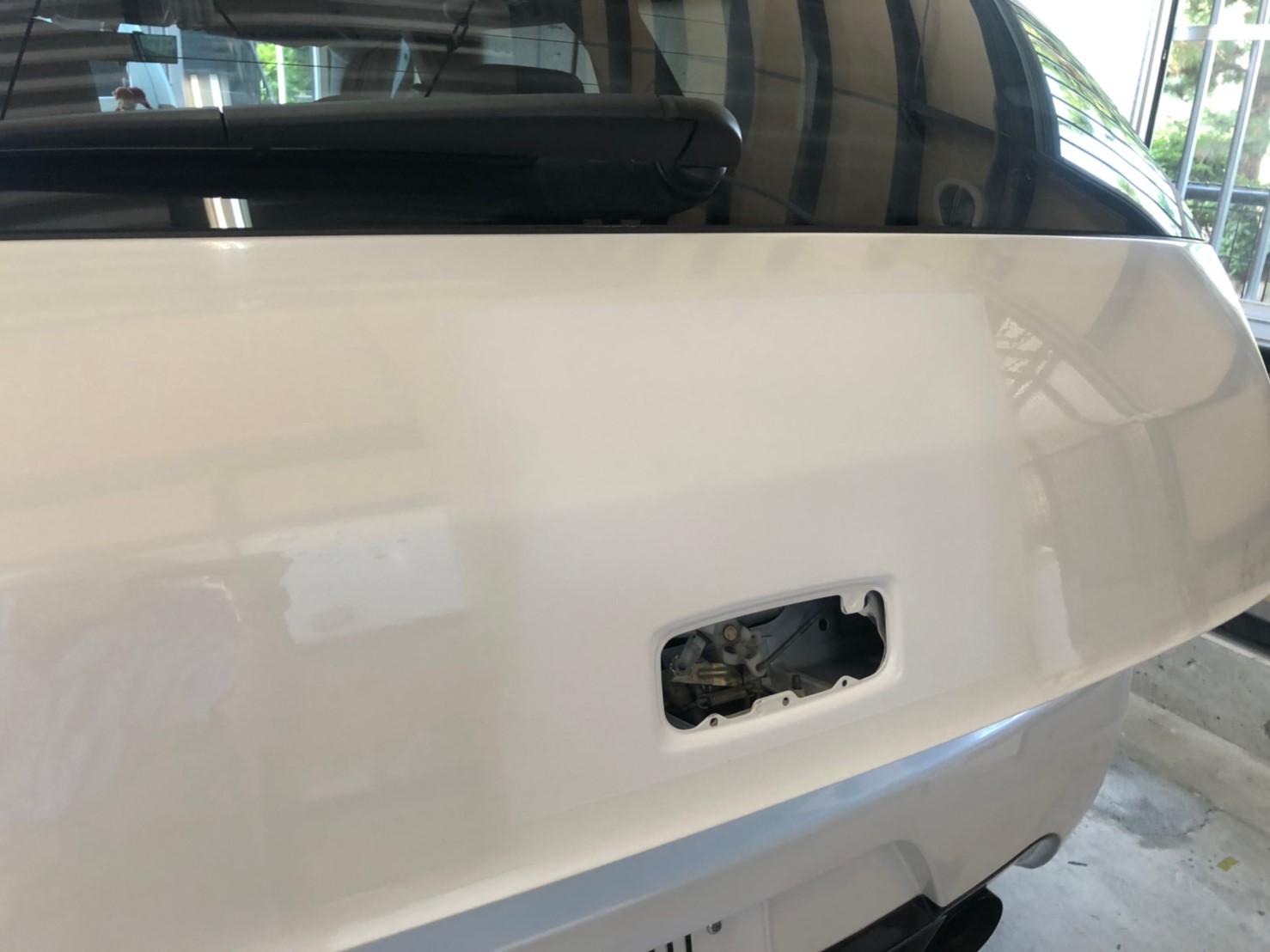 伊丹市から キズへこみ リアゲート ランエボ 兵庫県伊丹市の板金塗装キズへこみ事故車の修理 実績台 ガレージウィズユー